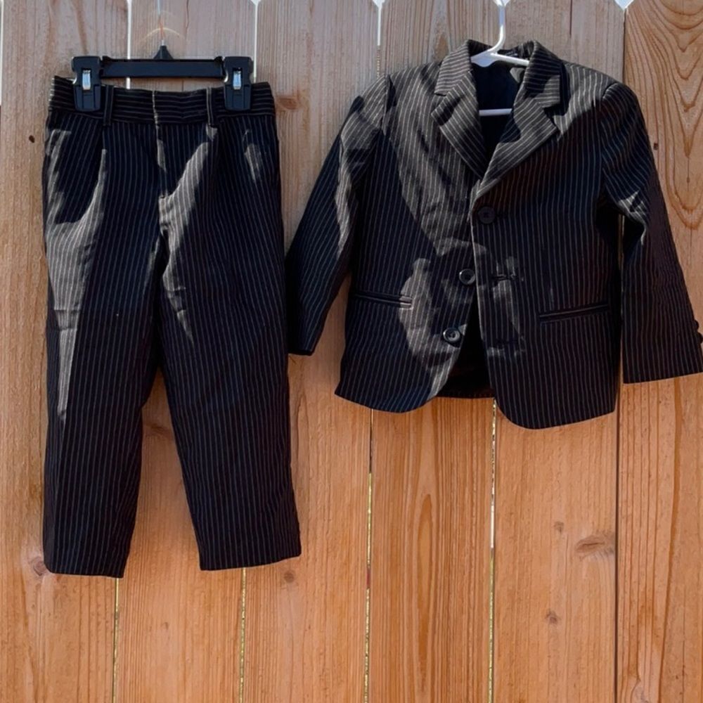 Take 50% OFF- Amherst Boy’s 2pcs Set, Size-3T